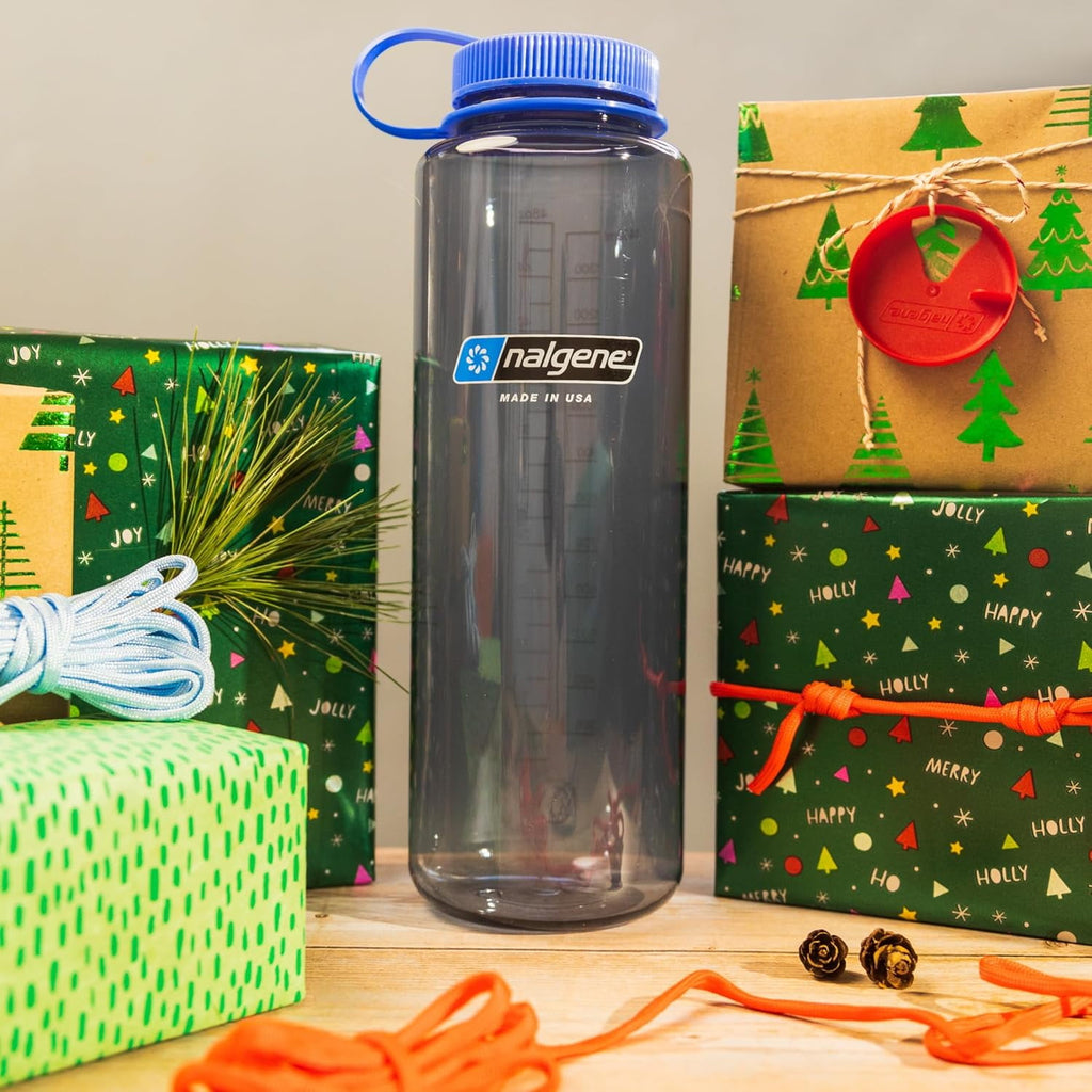 Nalgene Sustain Tritan BPA-Free Water  Made with Material Derived from 50% Plastic Waste (using ISCC certified mass balance), 48 OZ, Wide Mouth, Aubergine UU69