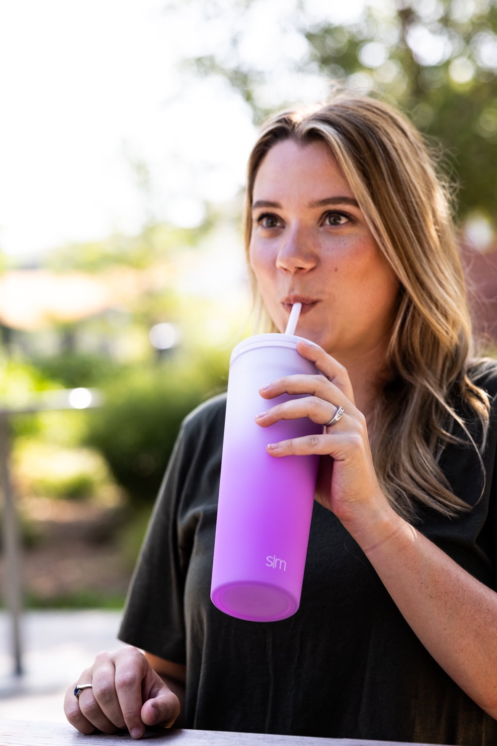 Simple Modern 24 fl oz Double Wall Plastic Classic Tumbler with Straw|Opalescent VADS