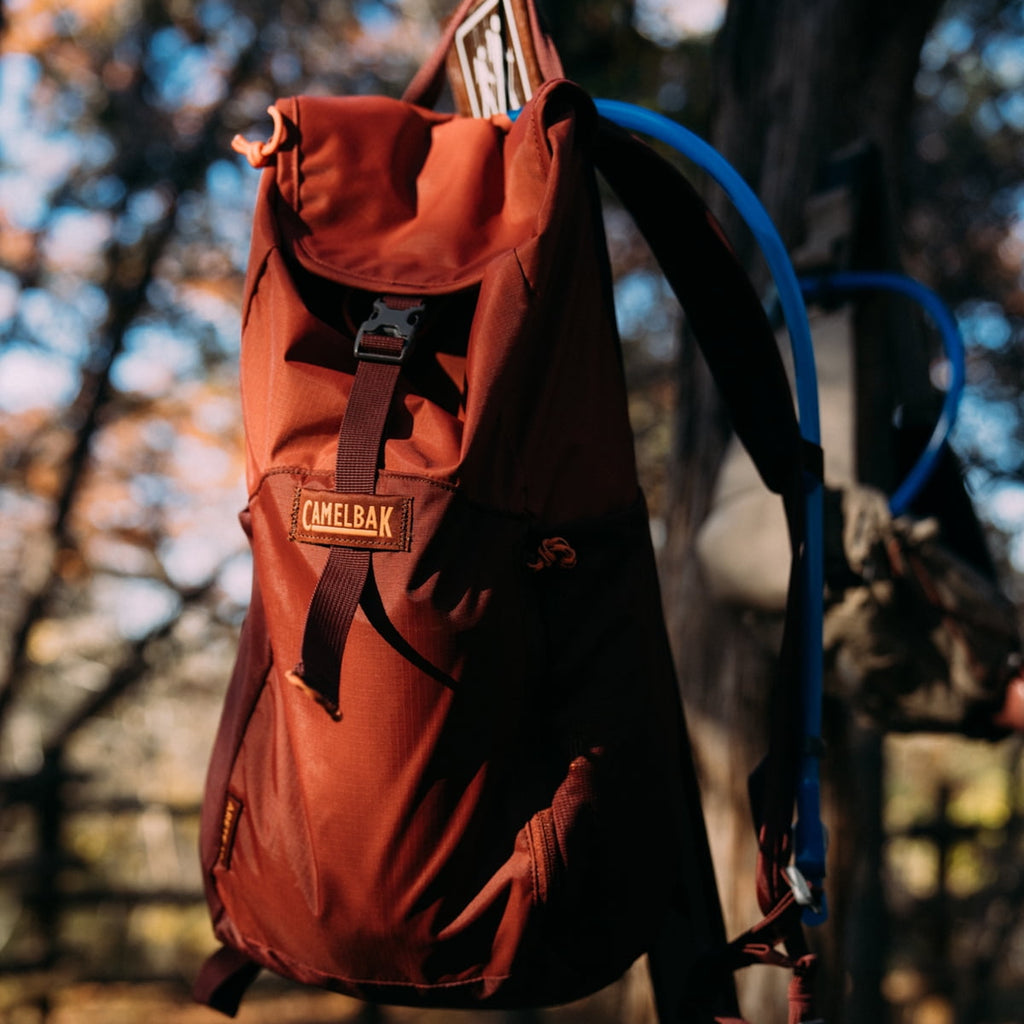 CamelBak Arête™ 18 Hydration Pack 50 oz, Canyon Clay AVSU