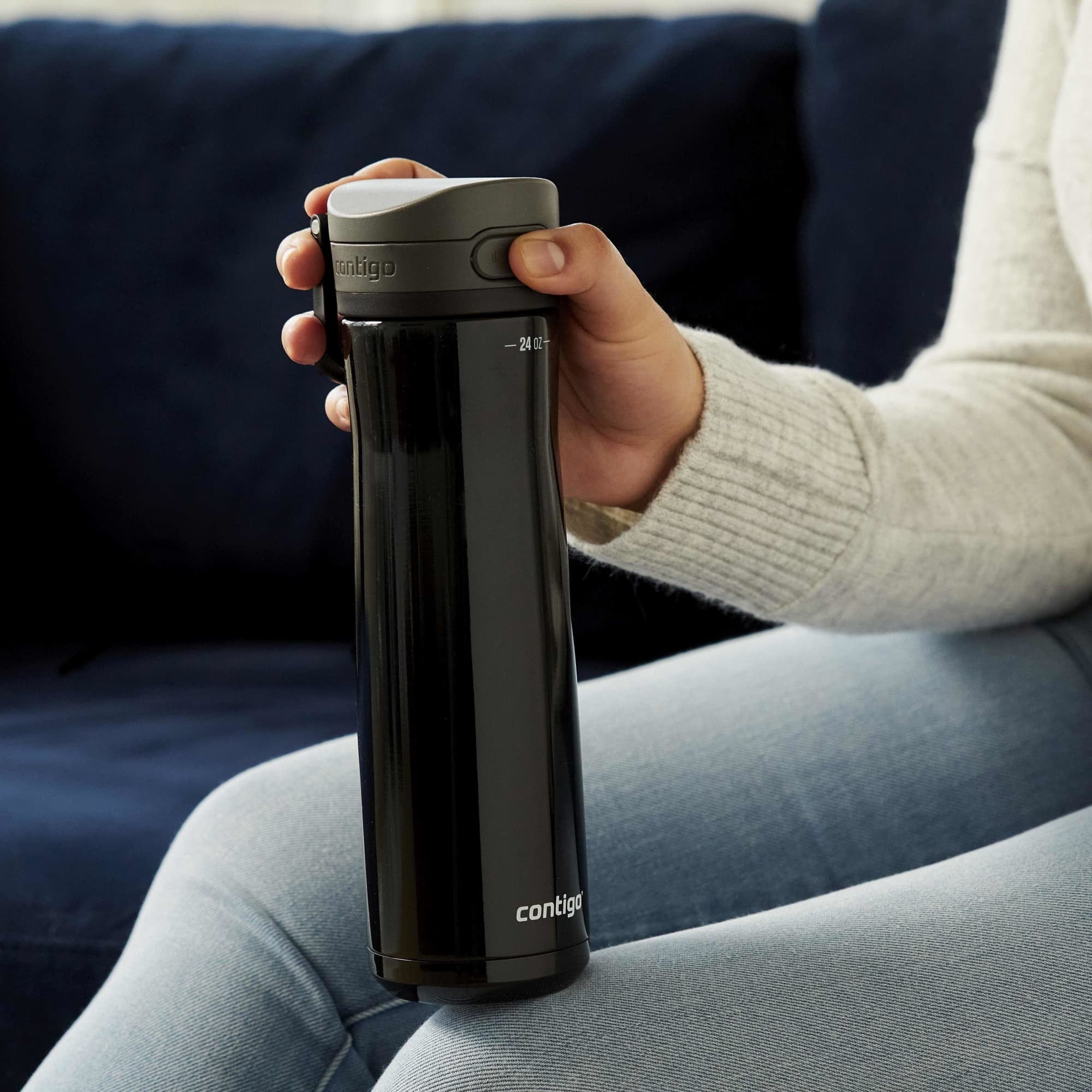 Contigo Jackson Chill Bundle 2 Water Bottles Black 24oz and Blueberry 20oz with Autopop Lid P31L