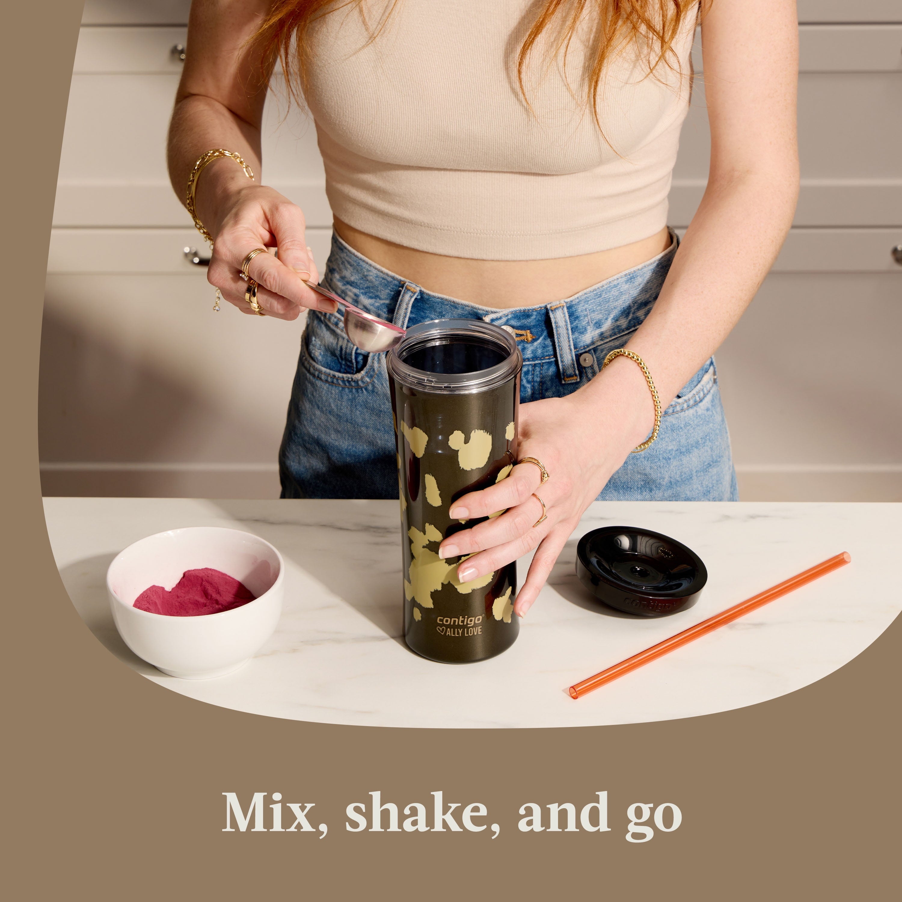Contigo 20oz Shake &amp; Go Tumbler, Plastic with Straw, Licorice Cowhide Couture C6JL