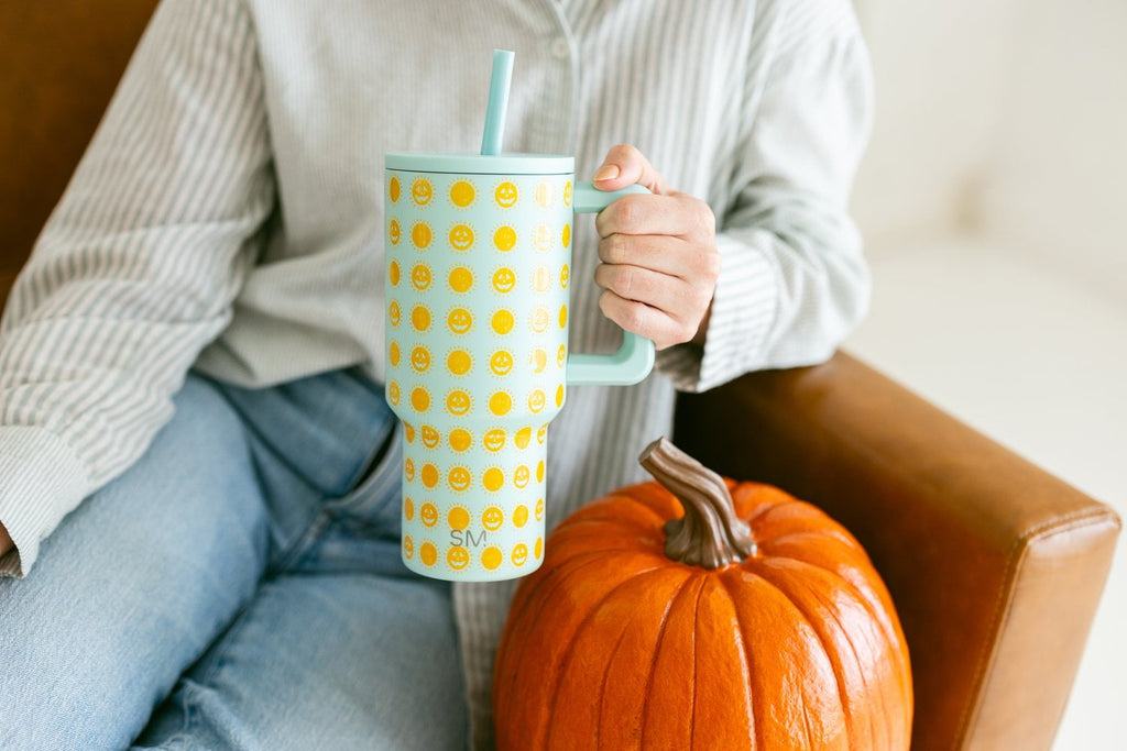 Simple Modern 30 fl oz Insulated Stainless Steel Trek Tumbler with Straw Lid | Seaglass Sage and Cream Checkmate 23VN